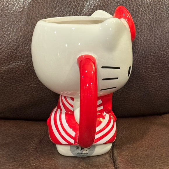 Hello Kitty in Peppermint Dress 22oz Figural Christmas Mug - Picture 6 of 11